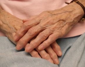 0-165007-b.jpg