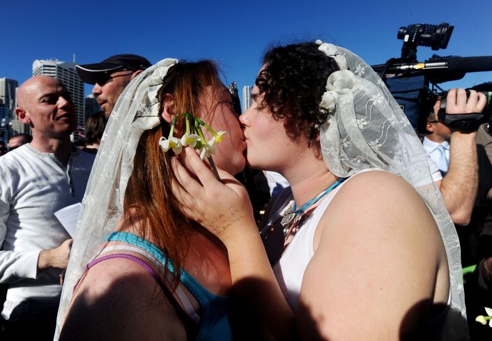 0-171475-gay.jpg