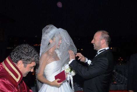 0-172028-liveimages_kelebekhabergalerisi_berguzarkorelhalitergenevlendi_mst_0126.jpg 0-172028-liveimages_kelebekhabergalerisi_berguzarkorelhalitergenevlendi_mst_0126.jpg