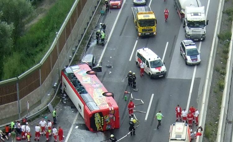 0-172237-crash.jpg