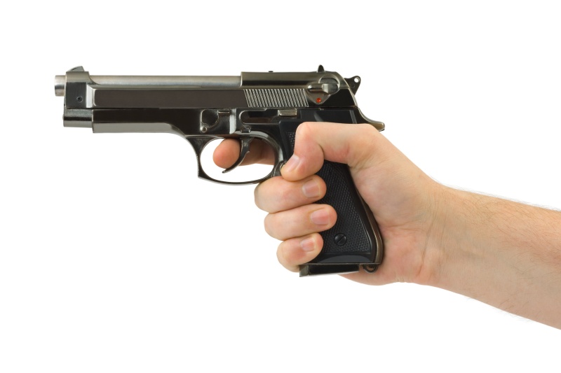 0-173328-pistolshutterstock_15711196.jpg