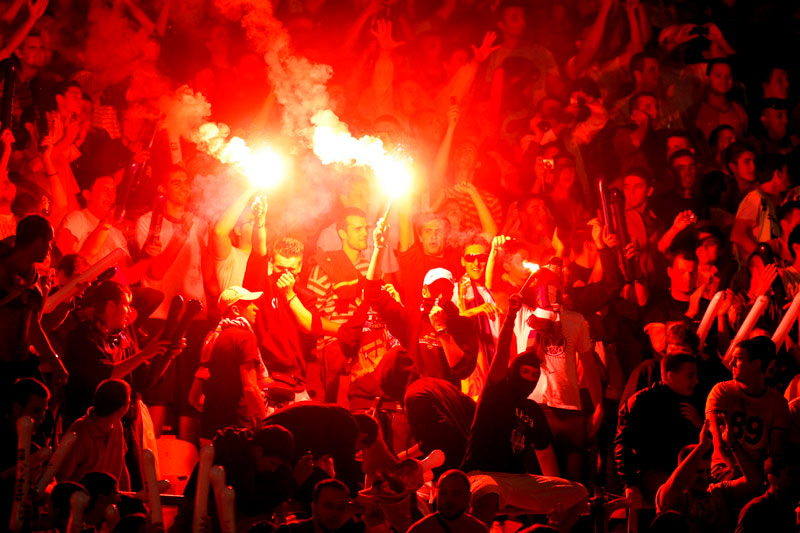0-173516-fans.jpg