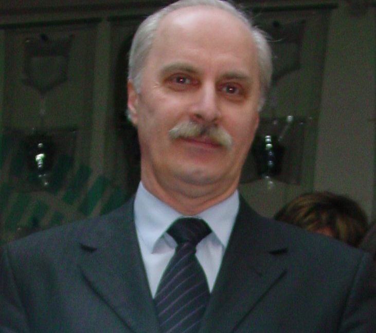 0-174274-bellu.jpg