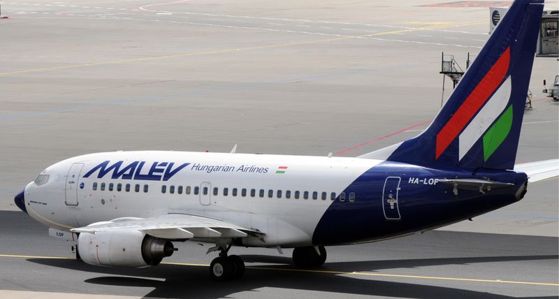 0-175340-avion.jpg 0-175340-avion.jpg