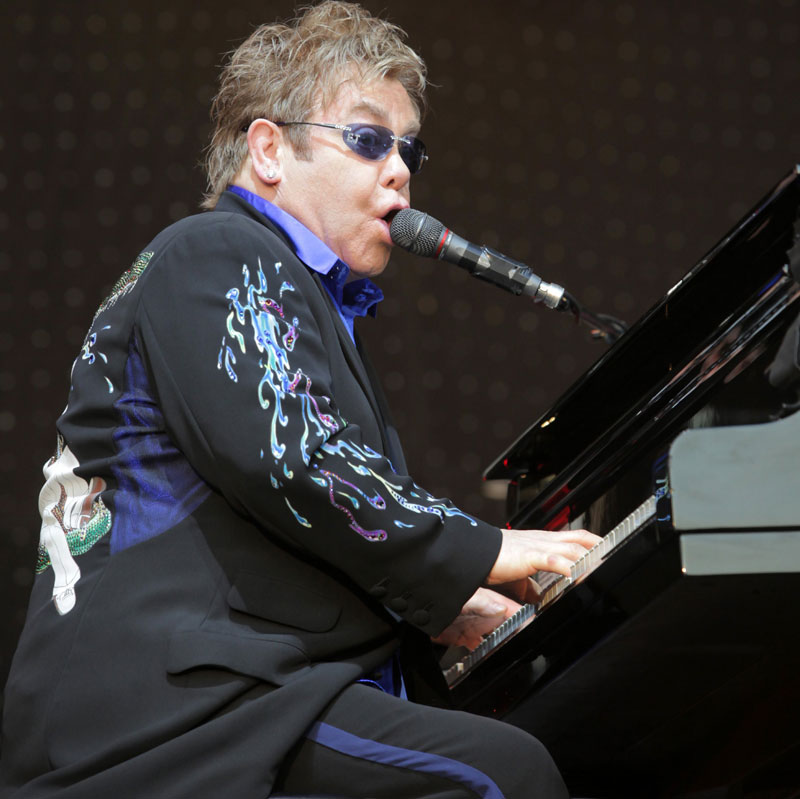0-177831-elton.jpg