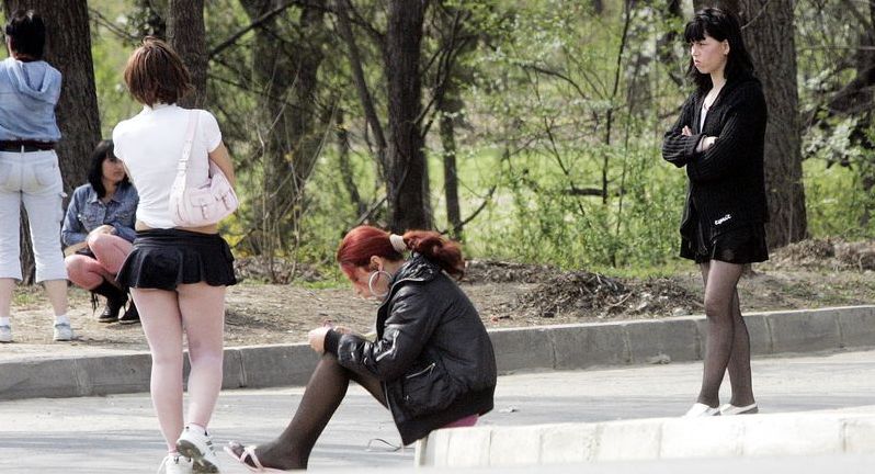 0-177922-prostituatesg06.jpg