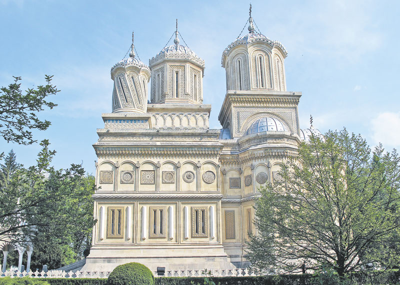 4102-173315-15religiemanastireacurteadearges.jpg