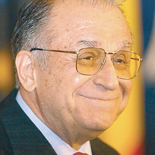 4102-173347-iliescu.jpg
