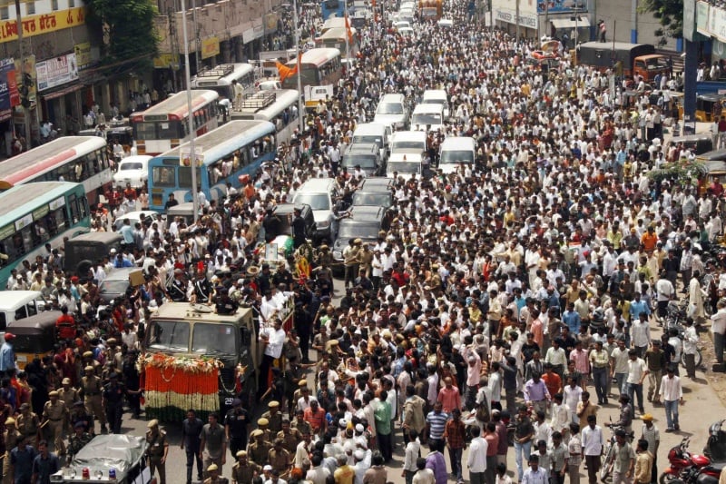 0-179316-indianminister.jpg