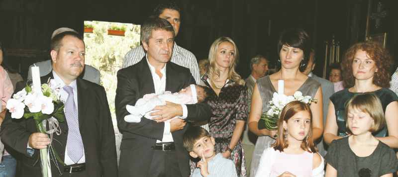 4166-186252-botez.jpg