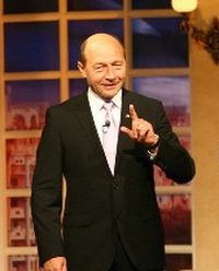 0-192461-basescu.jpg