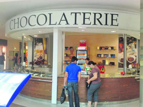 4208-198197-chocolaterieplaza.jpg