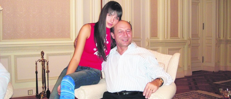 4210-198563-elena_traian_basescu_1.jpg