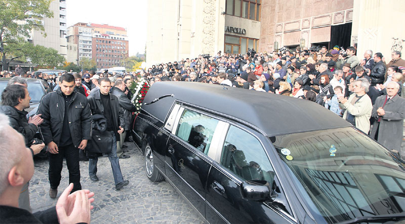 4216-200502-teatru2.jpg 4216-200502-teatru2.jpg