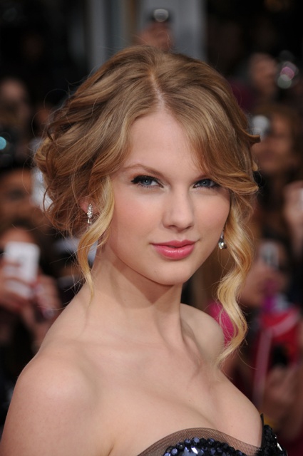 0-206191-taylor.jpg