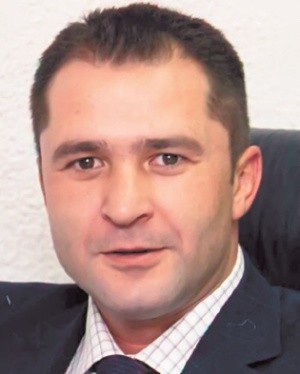 0-207740-elan.jpg
