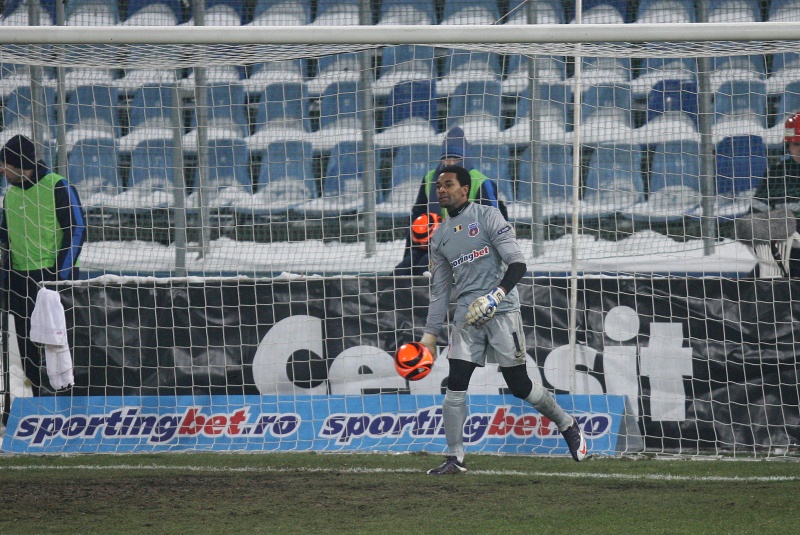 0-210973-robinsonzapata1.jpg