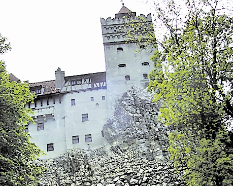 4243-208583-castel.jpg