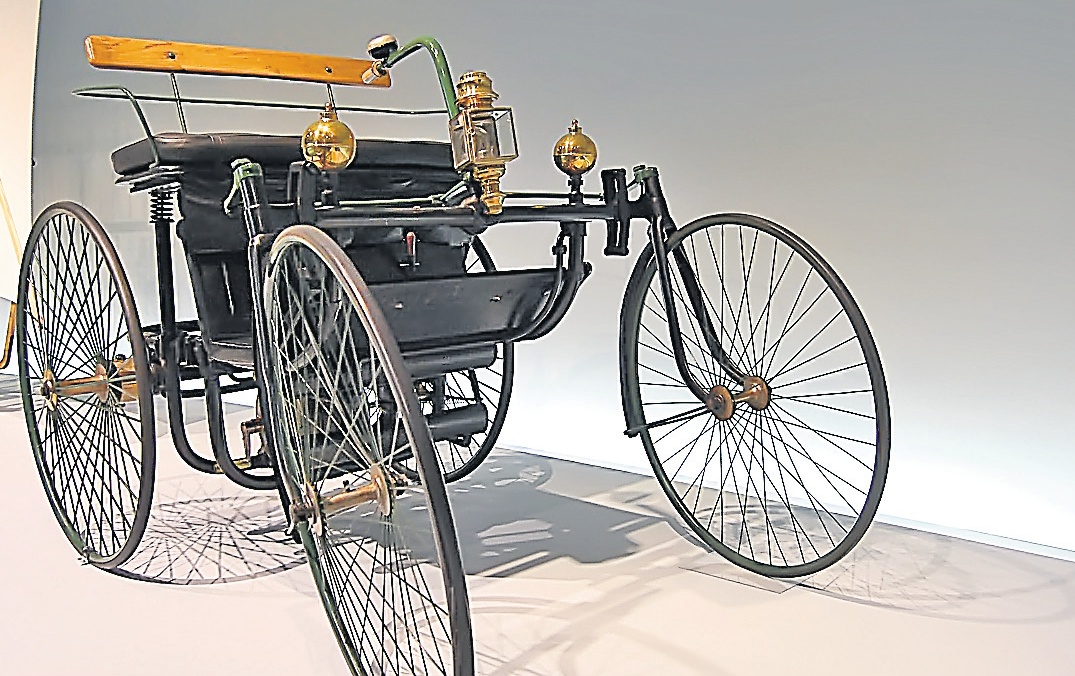4262-213782-daimler.jpg