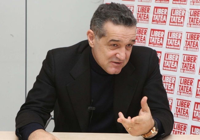 0-213249-becali.jpg