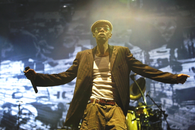 0-216897-cosminbumbutfaithless7.jpg
