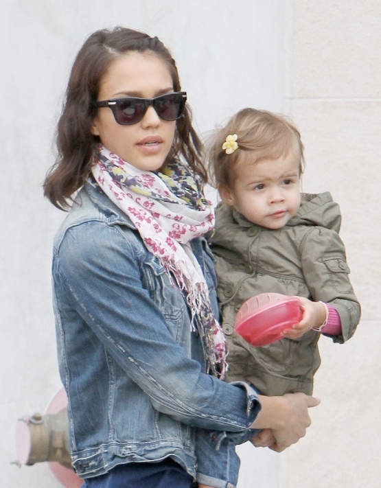 0-217461-jessicaalba.jpg