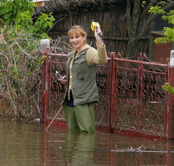 0-217912-crina.antena11.jpg