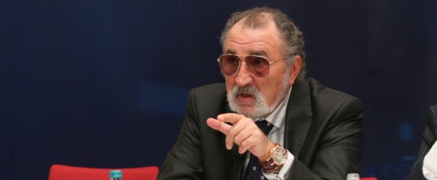 0-222221-tiriac.jpg 0-222221-tiriac.jpg