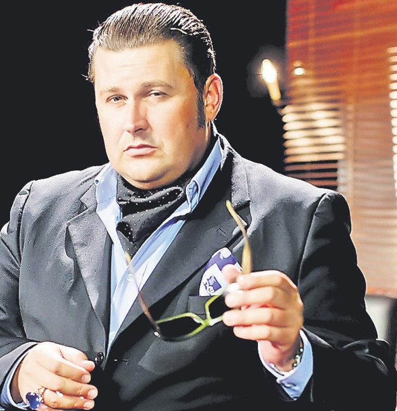4289-221098-tonitecuceanu1.jpg