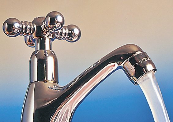 4290-221305-26robinet.jpg