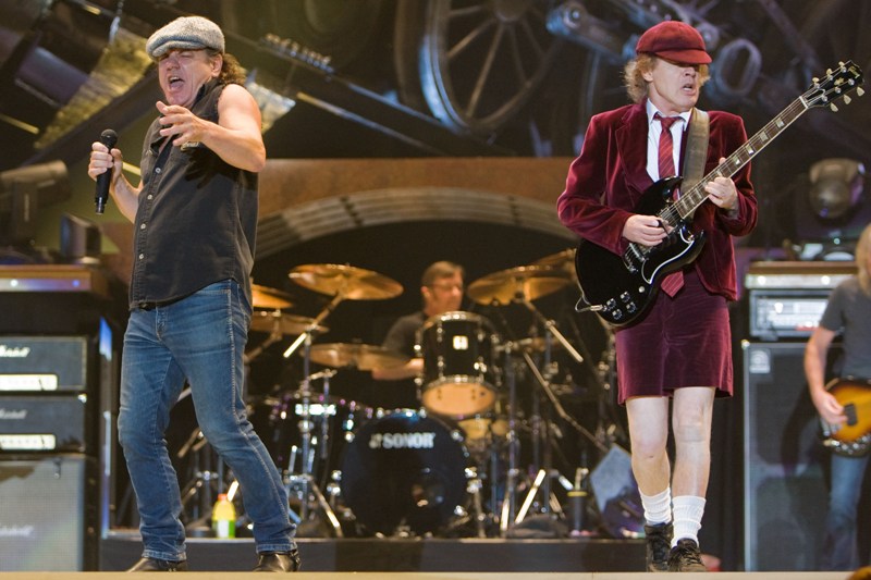 0-225533-acdc.jpg