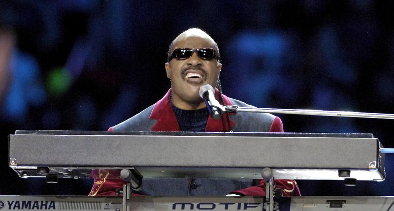0-233068-steviewonder.jpg 0-233068-steviewonder.jpg