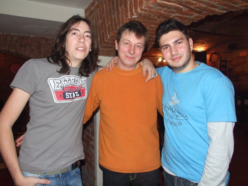 0-235528-trupaveche.jpg