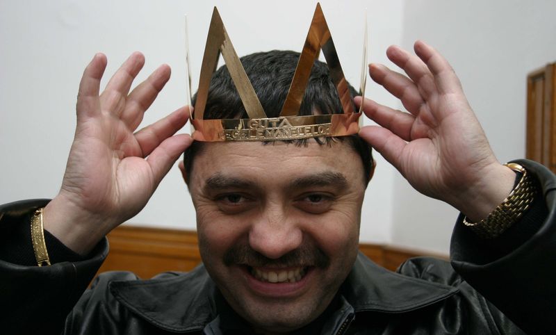 0-235670-guta.jpg