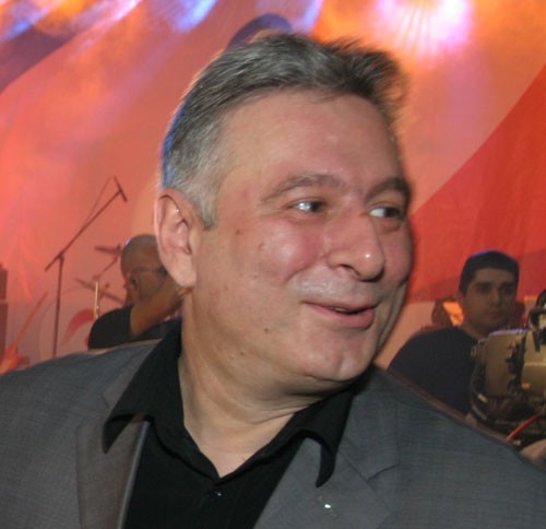 0-235910-voicu.jpg