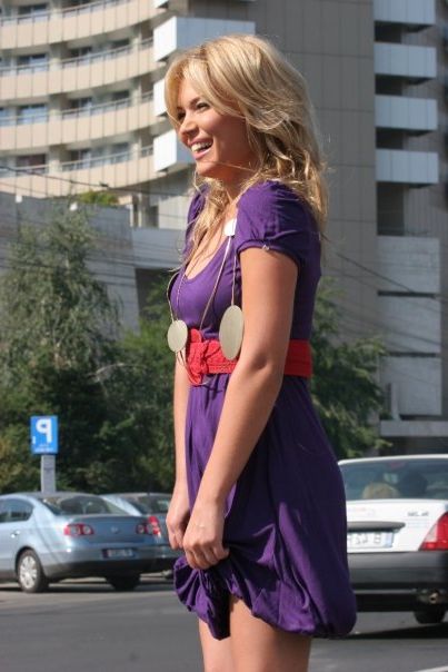 4336-233691-ginainsoaremacarale.jpg