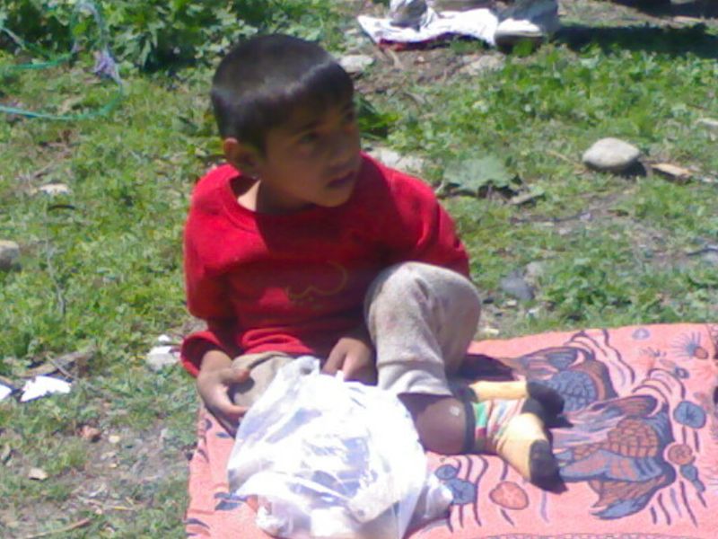 0-242003-3.jpg 0-242003-3.jpg
