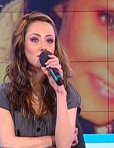 0-246010-nidia.jpg
