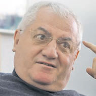 4371-243941-mitica.jpg