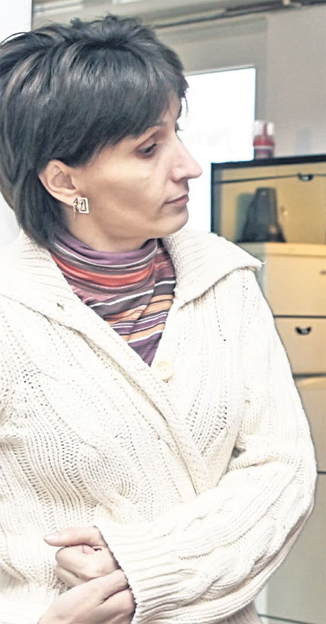 4371-243945-dana.jpg