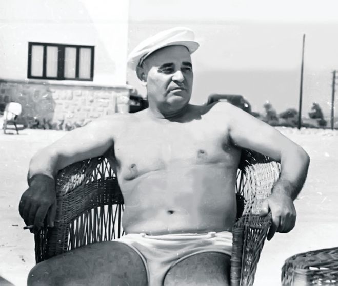 4376-245477-dejjpg.jpg 4376-245477-dejjpg.jpg
