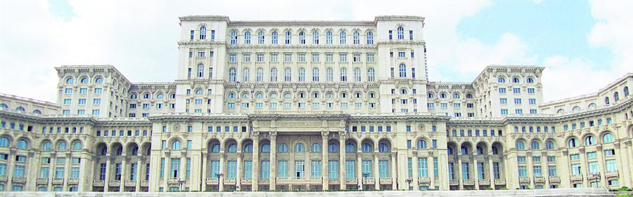 4377-245752-23casapoporului01.jpg