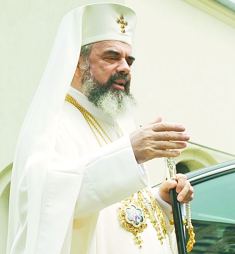 4386-248269-4patriarhmasina3526418_mediafax_foto_bogdan_stamatin.jpg