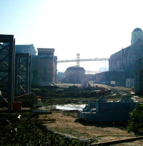 0-248798-g2.jpg 0-248798-g2.jpg