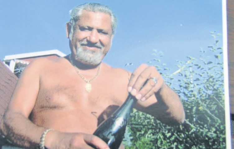 4389-248983-tata.jpg