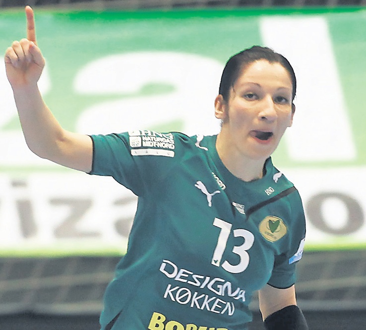 4403-253455-cristina.jpg