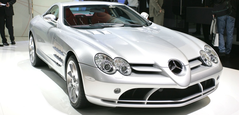 4414-257085-mercedesslrnorthfoto1.jpg