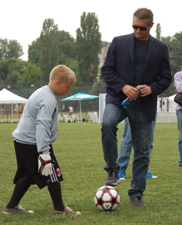 opilul selecţionat anul trecut din România a făcut o impresie foarte plăcută la Milano