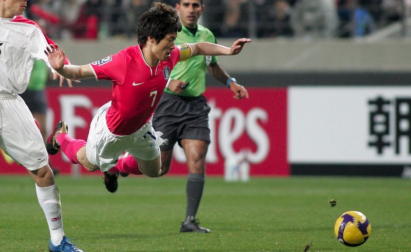4423-260042-park_ji_sung.jpg