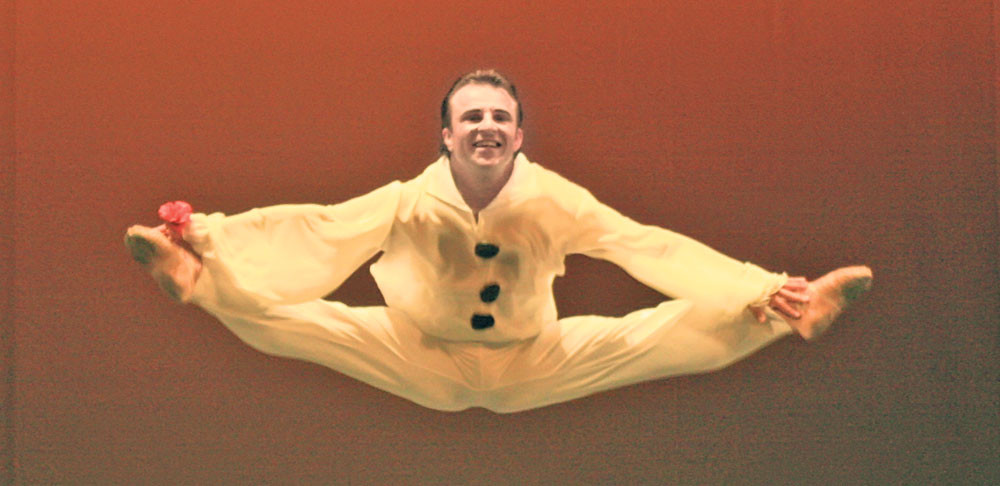 4427-259766-balerin_mircea_craciun.jpg Mircea Crăciun, balerin